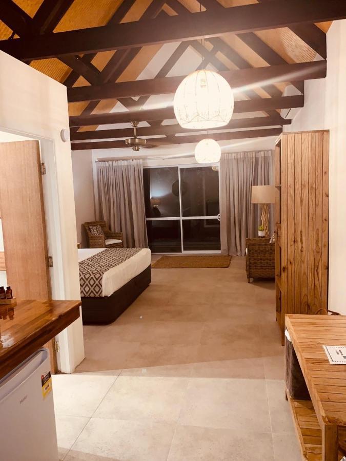 Tongan Beach Resort Utungake Экстерьер фото