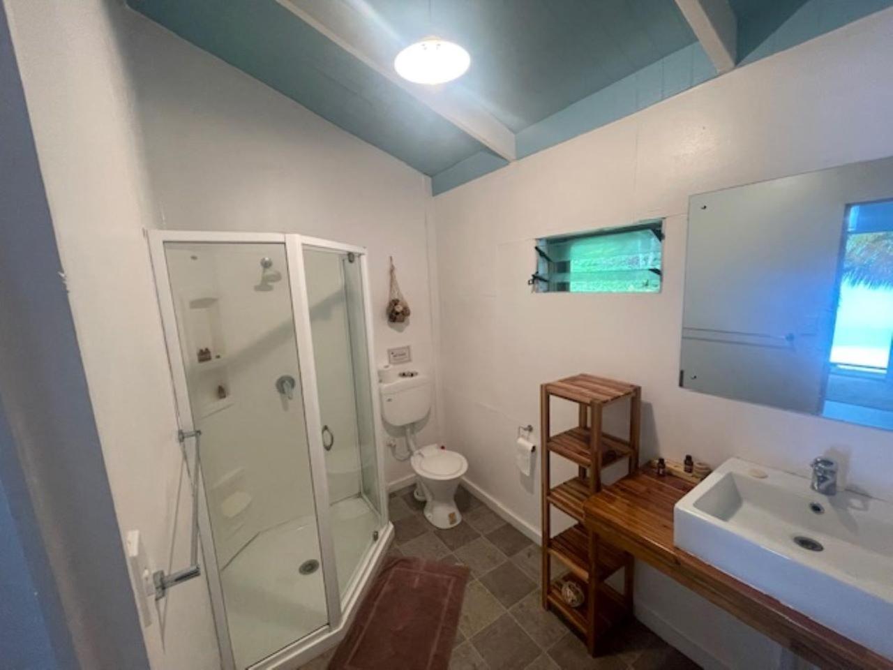 Tongan Beach Resort Utungake Экстерьер фото