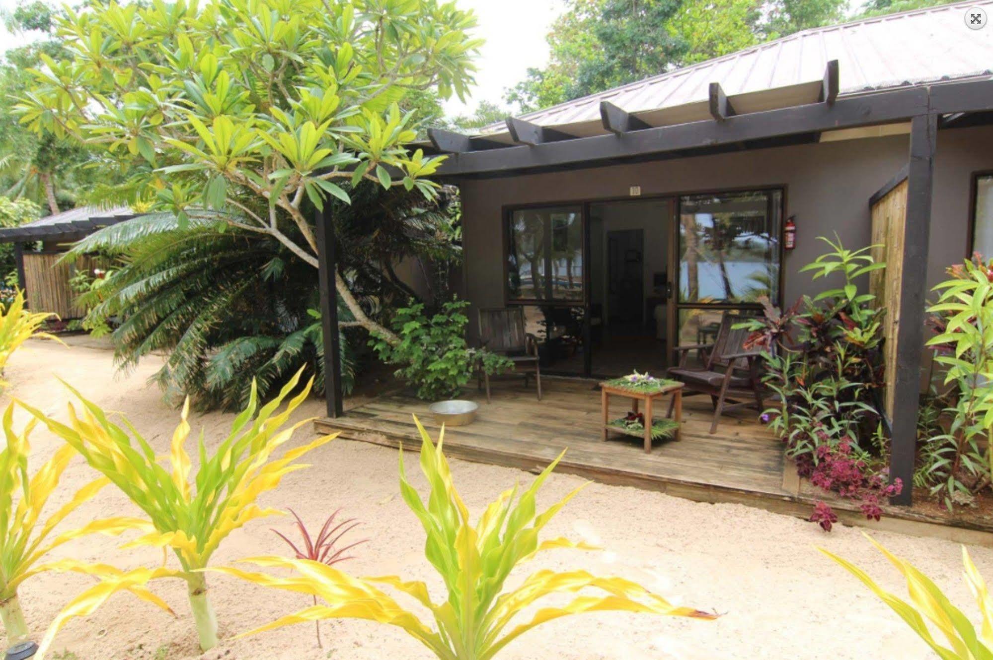 Tongan Beach Resort Utungake Экстерьер фото